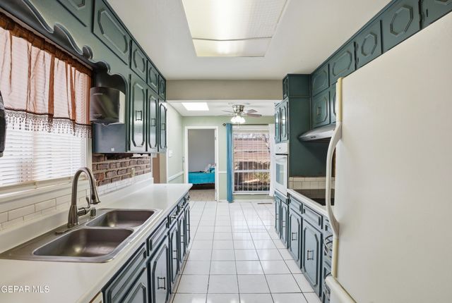 5115 CORNELL Avenue, El Paso, TX 79924