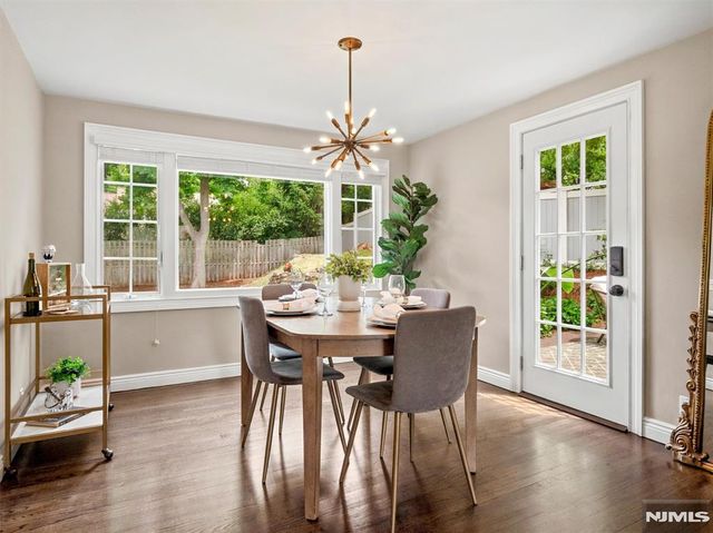 47 W Saddle River Road, Waldwick, NJ 07463