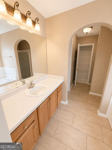5115 Towne Park Drive, Mcdonough, GA 30252