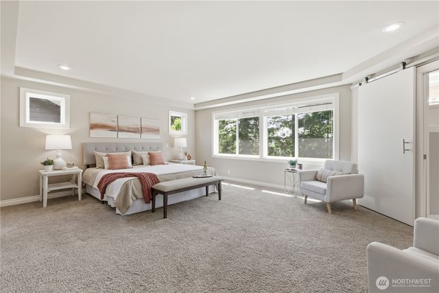 6929 Pinehurst Avenue SE, Snoqualmie, WA 98065