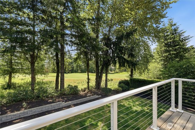 6929 Pinehurst Avenue SE, Snoqualmie, WA 98065