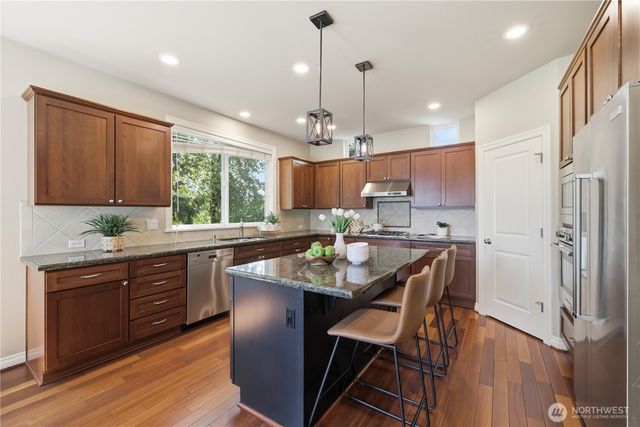 6929 Pinehurst Avenue SE, Snoqualmie, WA 98065