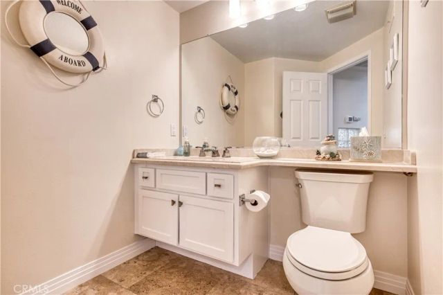 102 Stoney Pointe, Laguna Niguel, CA 92677