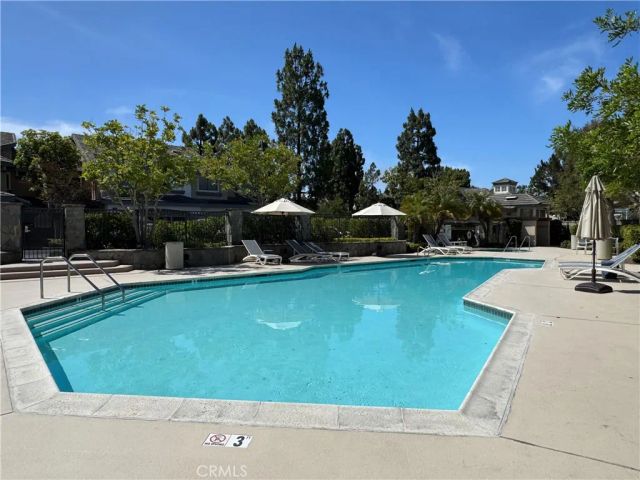 102 Stoney Pointe, Laguna Niguel, CA 92677