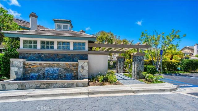 102 Stoney Pointe, Laguna Niguel, CA 92677