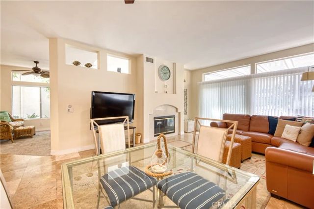 102 Stoney Pointe, Laguna Niguel, CA 92677