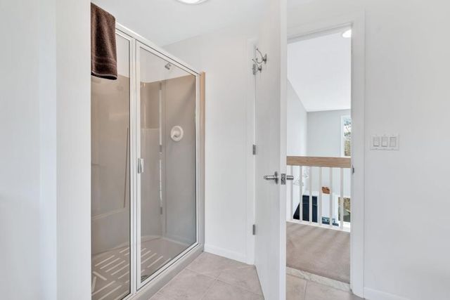35 Punkhorn Point Rd, Mashpee, MA 02649
