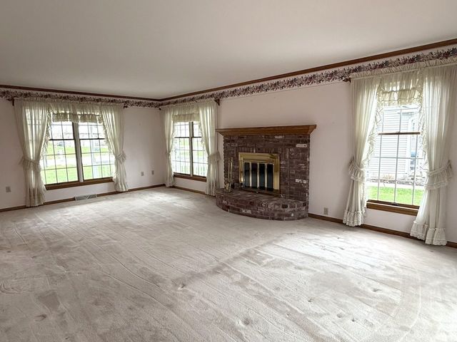 4602 PINEVIEW Court, Erie, PA 16505