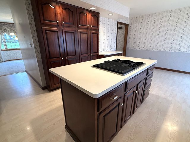 4602 PINEVIEW Court, Erie, PA 16505