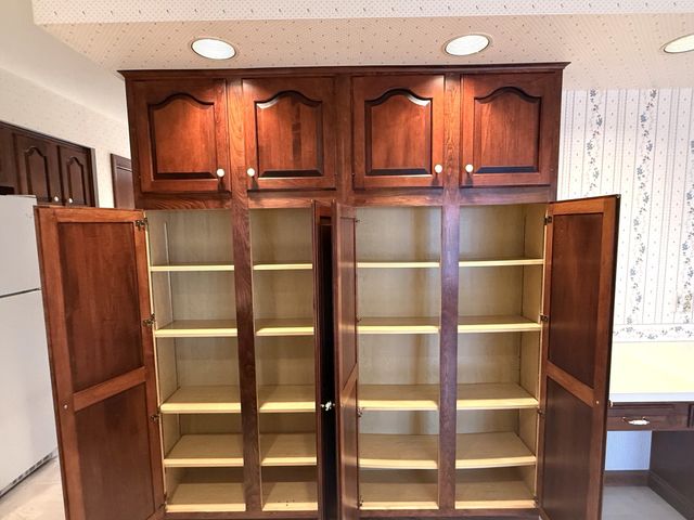 4602 PINEVIEW Court, Erie, PA 16505