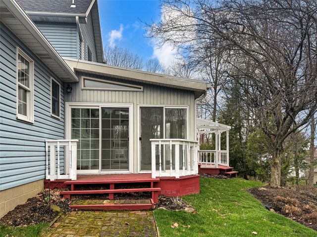 4602 PINEVIEW Court, Erie, PA 16505