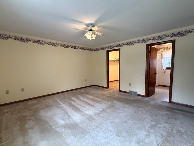 4602 PINEVIEW Court, Erie, PA 16505