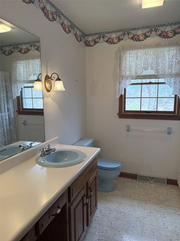 4602 PINEVIEW Court, Erie, PA 16505