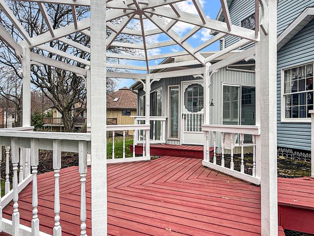 4602 PINEVIEW Court, Erie, PA 16505