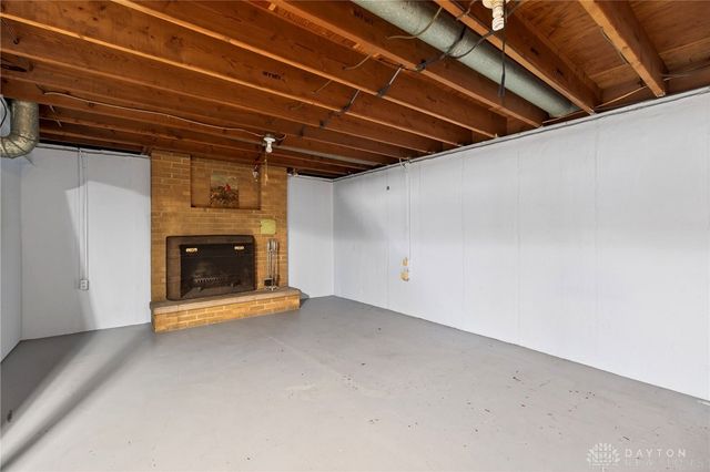 295 Kessler Cowl Road, Tipp City, OH 45371