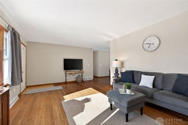 295 Kessler Cowl Road, Tipp City, OH 45371