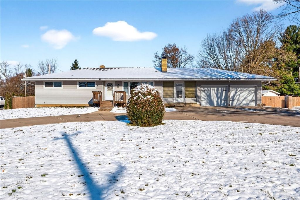295 Kessler Cowl Road, Tipp City, OH 45371