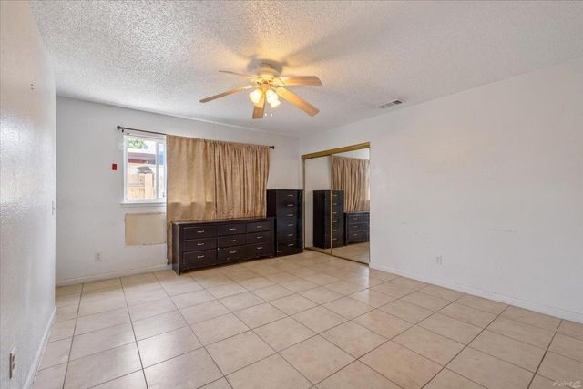 8277 Southfields Cir, Sacramento, CA 95828