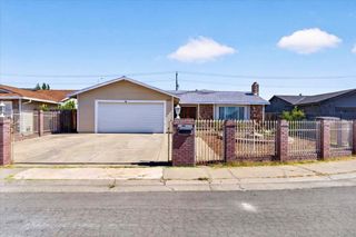 8277 Southfields Cir, Sacramento, CA 95828