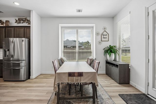 10139 Bayou Oaks Drive, Conroe, TX 77385