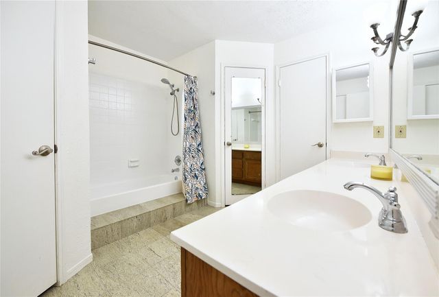 2730 Colony Drive, Sugar Land, TX 77479