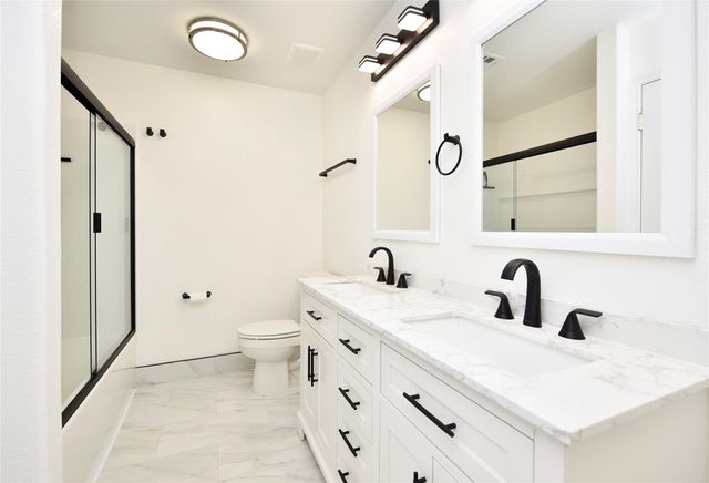 2730 Colony Drive, Sugar Land, TX 77479