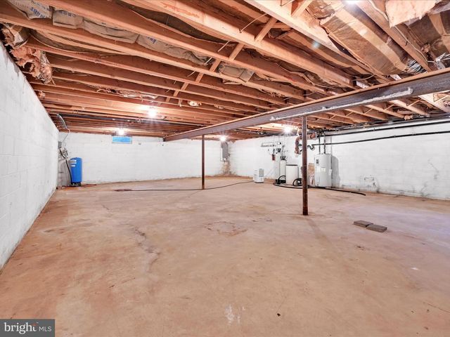 369 GOLF RD, Myerstown, PA 17067