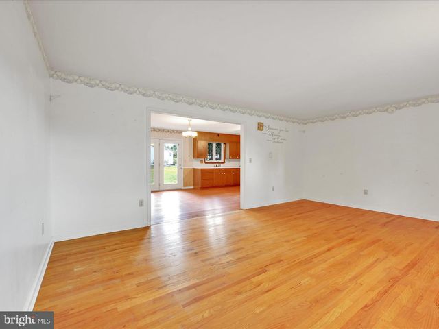 369 GOLF RD, Myerstown, PA 17067