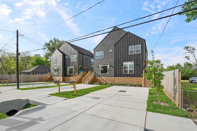 764 Dillard Street A, Houston, TX 77091