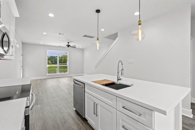 764 Dillard Street A, Houston, TX 77091