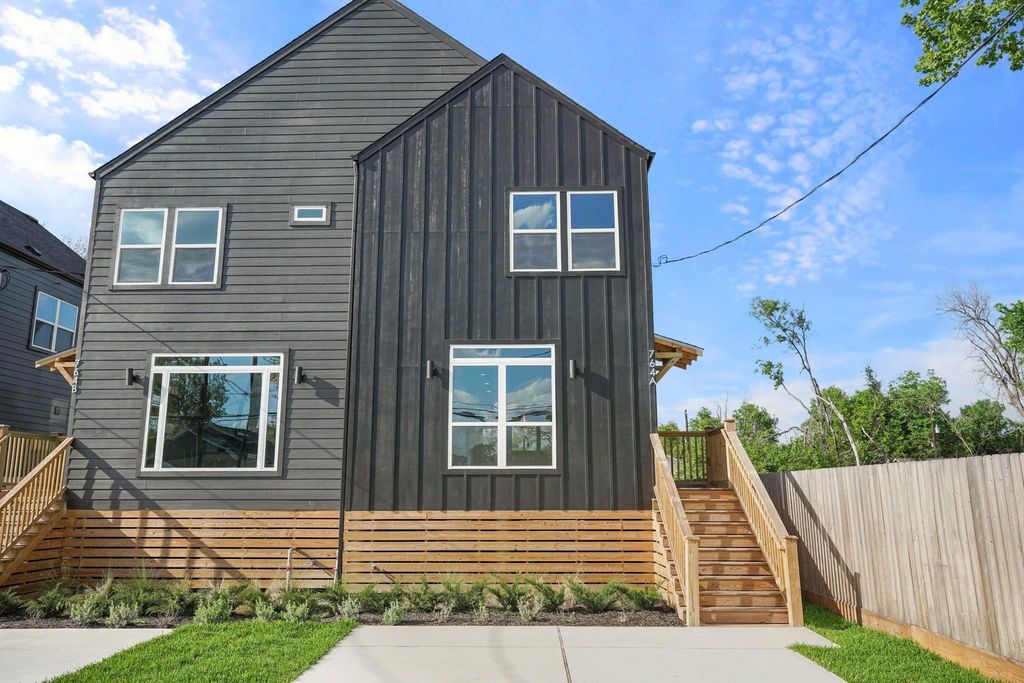 764 Dillard Street A, Houston, TX 77091
