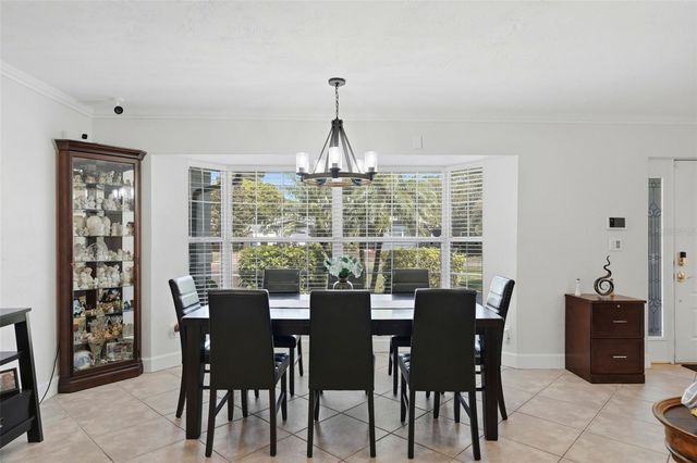 5826 27TH TERRACE N, St Petersburg, FL 33710