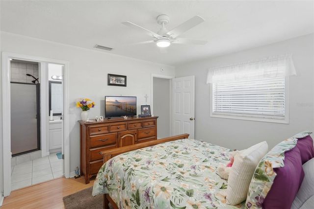 5826 27TH TERRACE N, St Petersburg, FL 33710