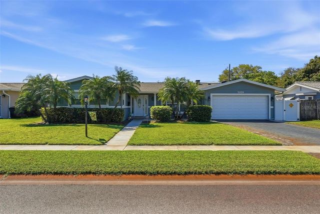 5826 27TH TERRACE N, St Petersburg, FL 33710