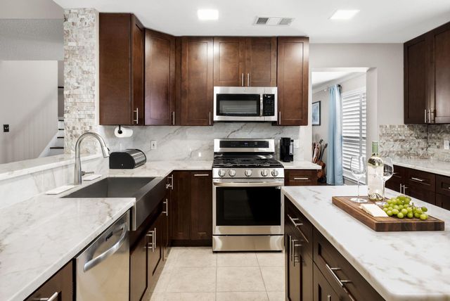 4007 Vista Isle DR, Round Rock, TX 78681