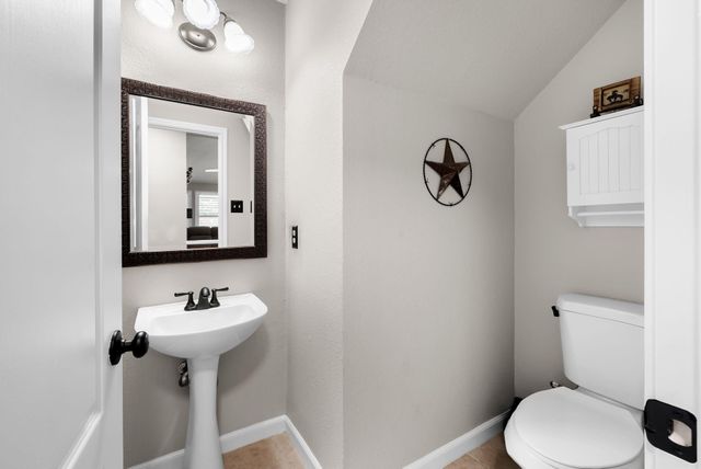 4007 Vista Isle DR, Round Rock, TX 78681