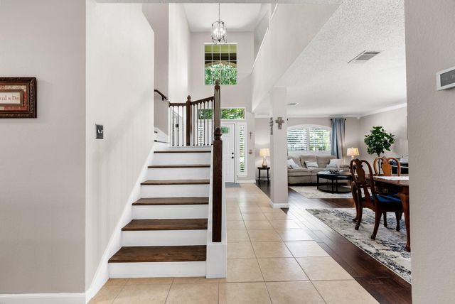 4007 Vista Isle DR, Round Rock, TX 78681