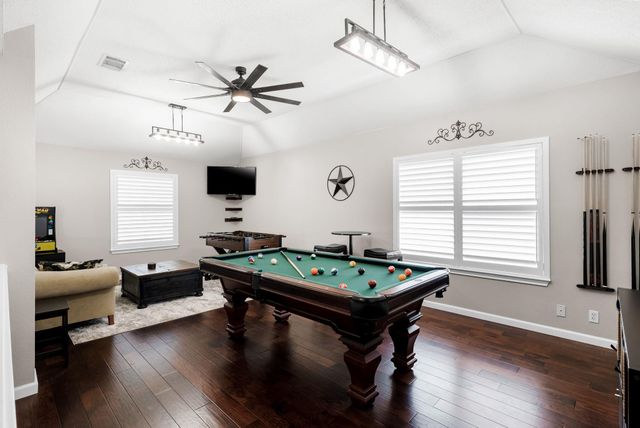 4007 Vista Isle DR, Round Rock, TX 78681