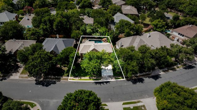 4007 Vista Isle DR, Round Rock, TX 78681
