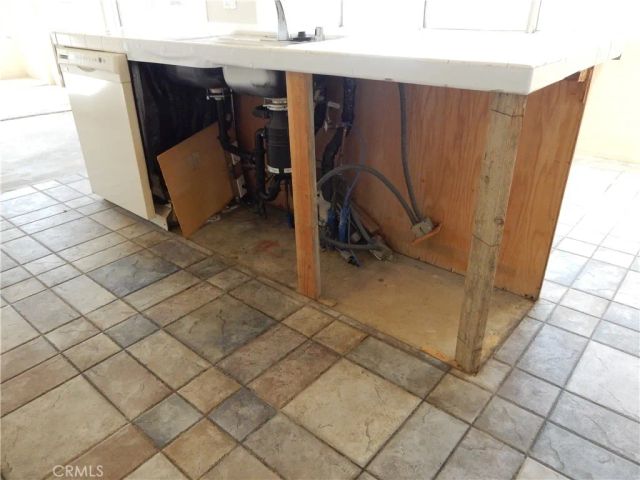 2819 W Calle Celeste, Rialto, CA 92377