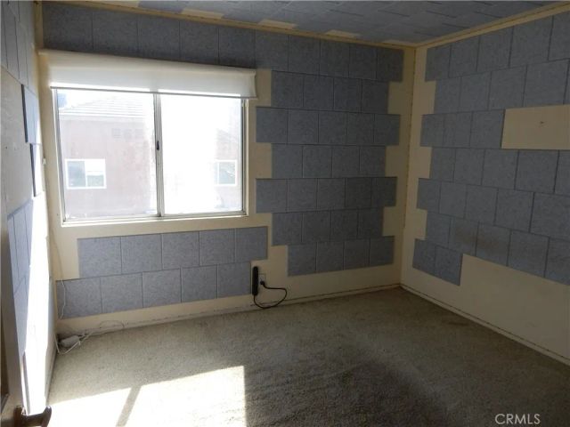 2819 W Calle Celeste, Rialto, CA 92377