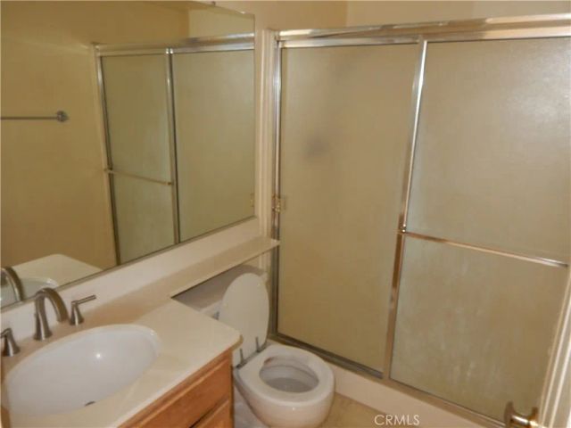 2819 W Calle Celeste, Rialto, CA 92377