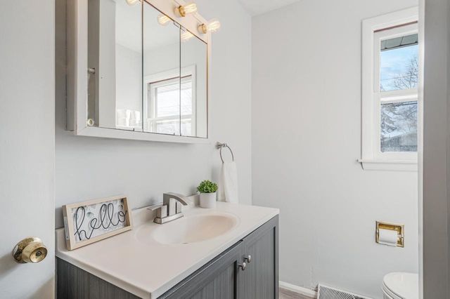 407 E CALUMET STREET, Appleton, WI 54915