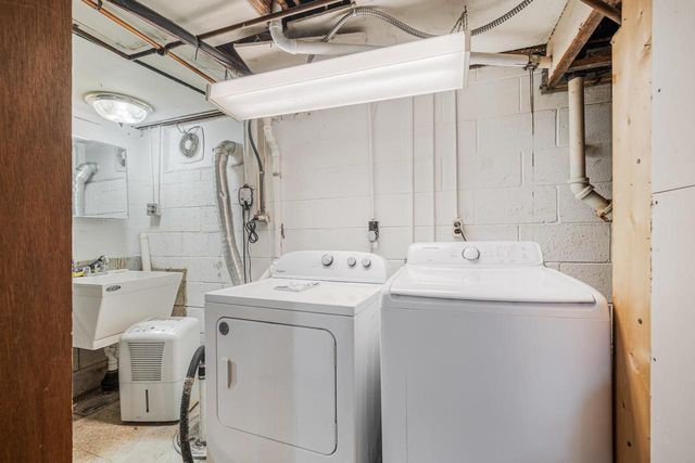 407 E CALUMET STREET, Appleton, WI 54915