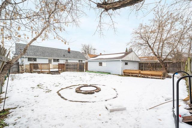 407 E CALUMET STREET, Appleton, WI 54915