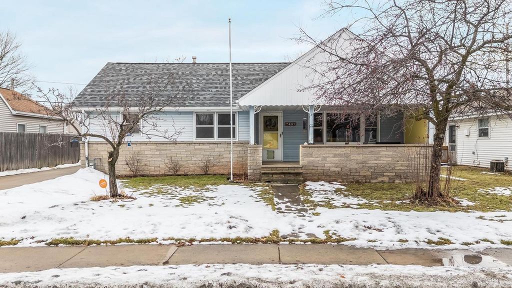 407 E CALUMET STREET, Appleton, WI 54915