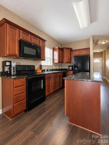 117 Lookout Point Place, Mooresville, NC 28115