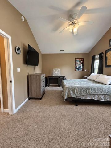 117 Lookout Point Place, Mooresville, NC 28115