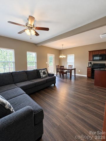 117 Lookout Point Place, Mooresville, NC 28115