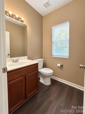 117 Lookout Point Place, Mooresville, NC 28115